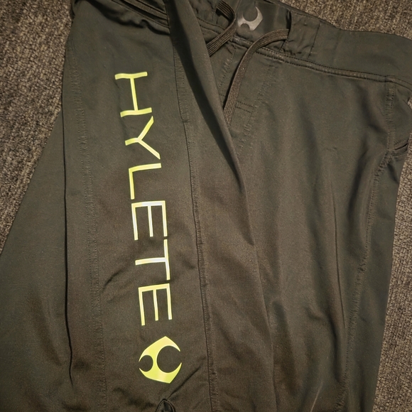 Hylete Men's Athletic Shorts Black with Neon Green Logo. Size M - Picture 2 of 10